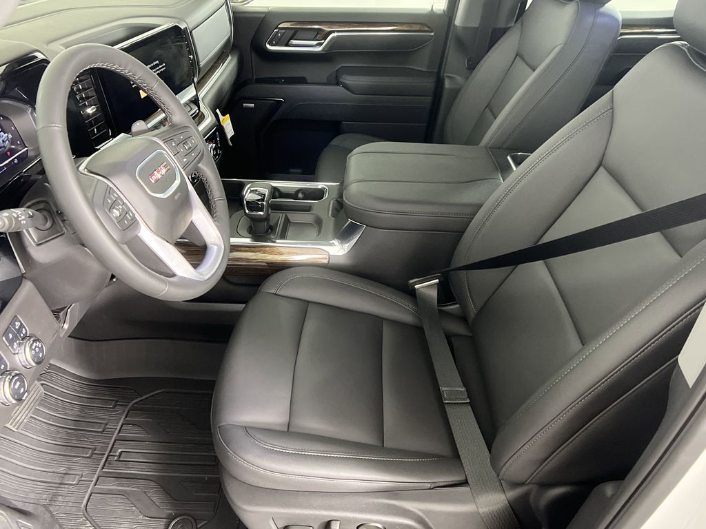 new 2025 GMC Sierra 1500 car, priced at $61,430