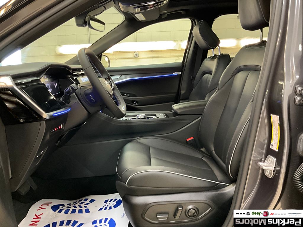 new 2025 Jeep Wagoneer S car, priced at $46,636