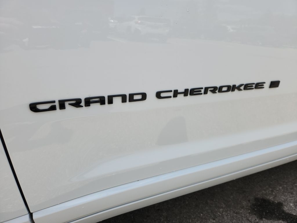 new 2025 Jeep Grand Cherokee L car, priced at $64,753