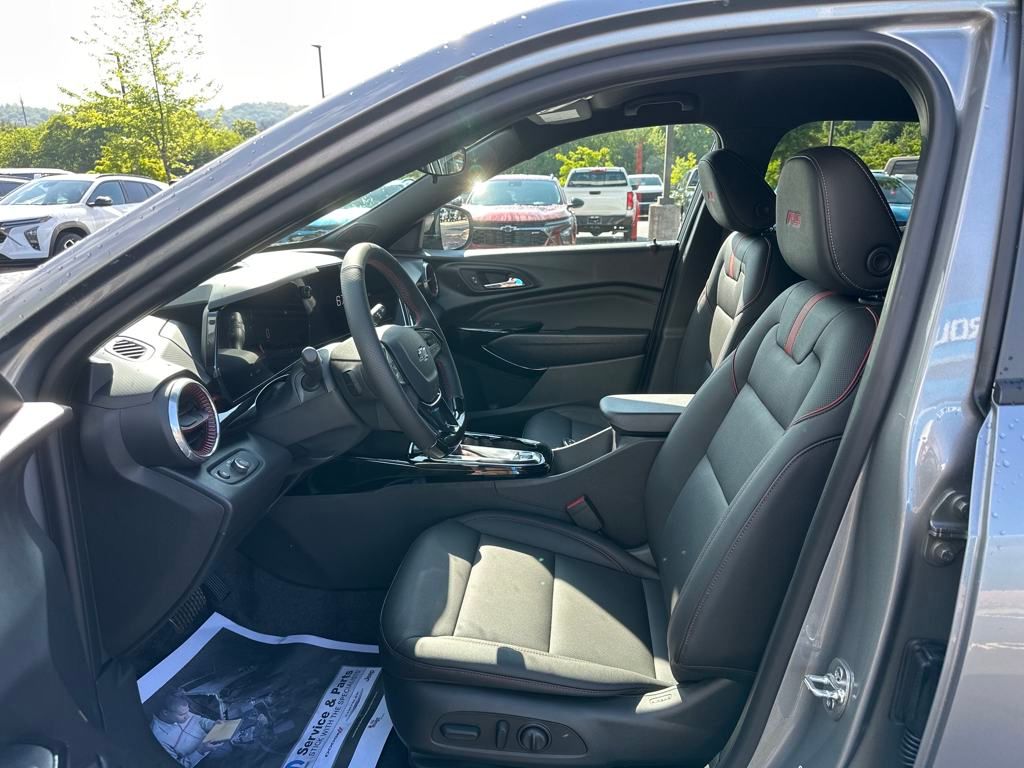 new 2025 Chevrolet Trax car, priced at $25,895
