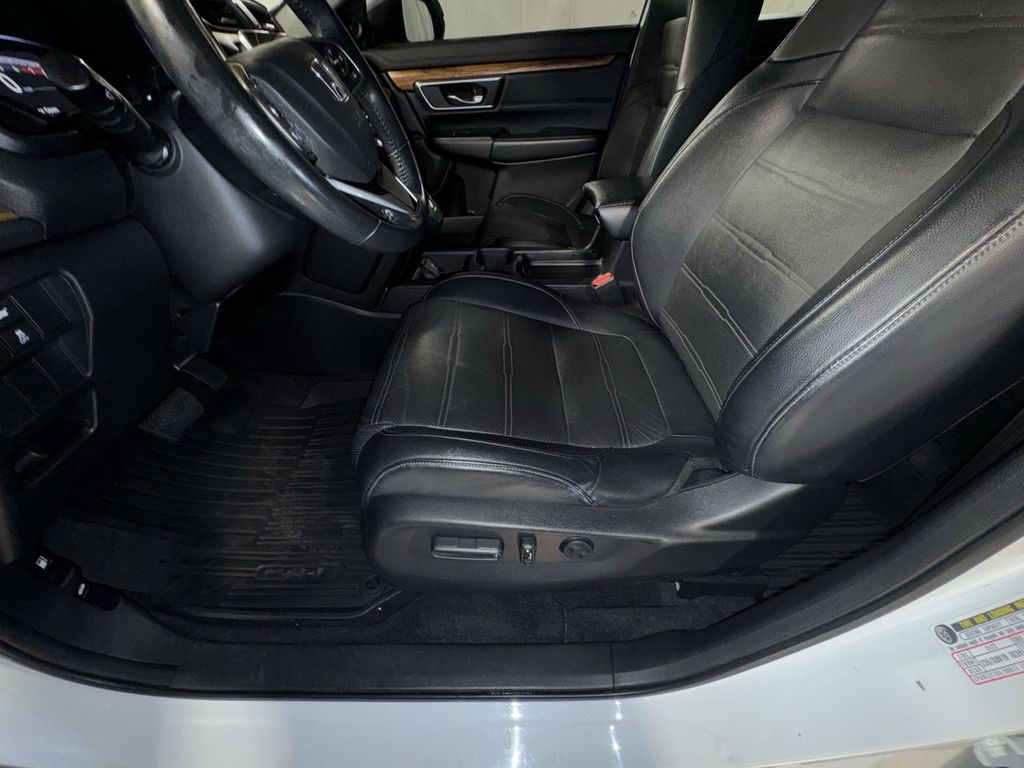 used 2019 Honda CR-V car, priced at $23,360