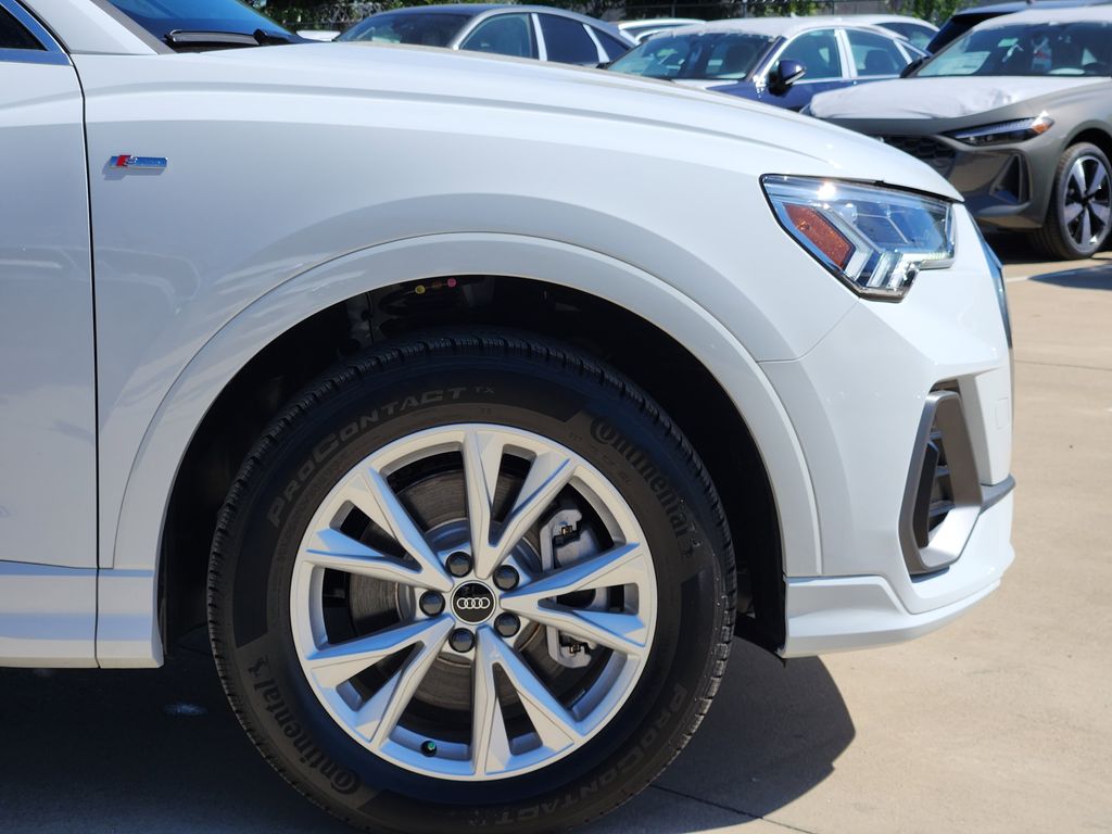 new 2025 Audi Q3 car, priced at $47,200