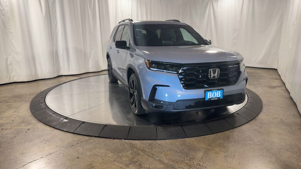 new 2025 Honda Pilot car, priced at $57,215