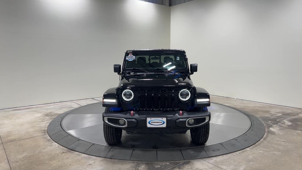 used 2023 Jeep Gladiator car, priced at $34,538