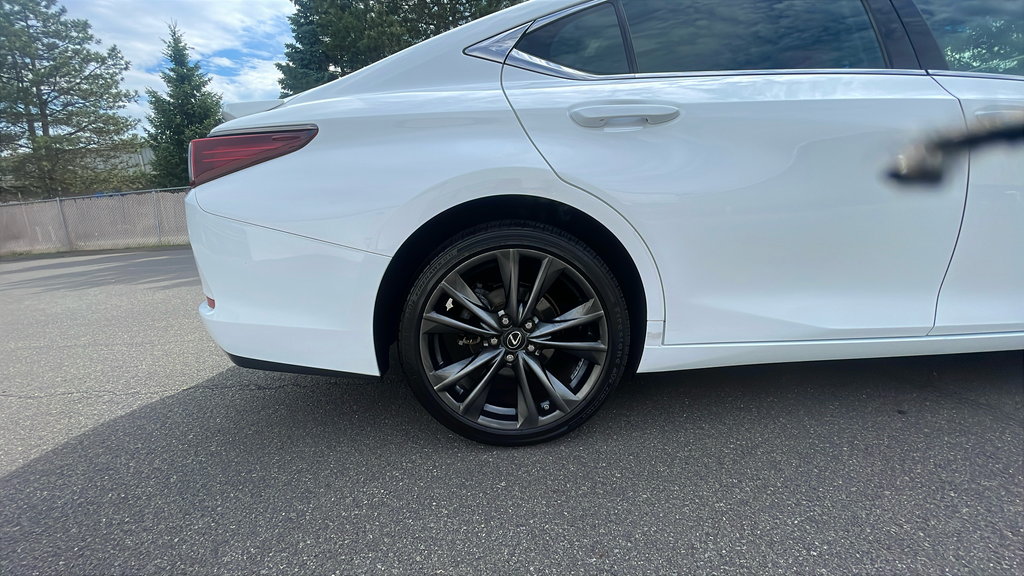 used 2019 Lexus ES car, priced at $26,300
