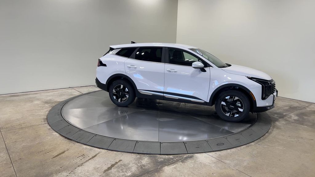 new 2026 Kia Sportage car, priced at $32,560