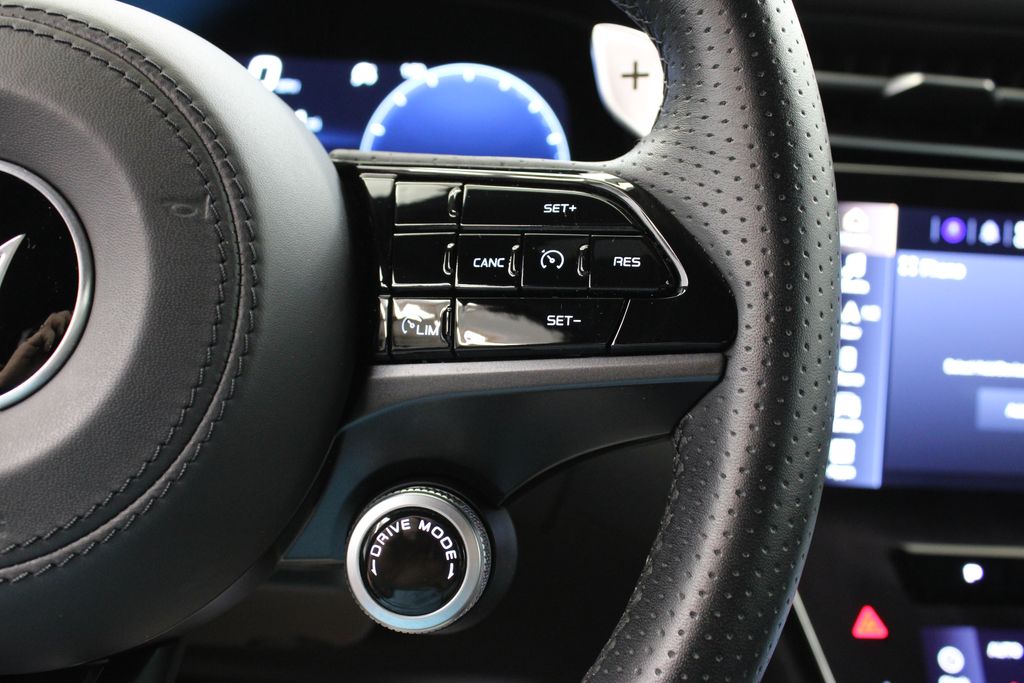 used 2024 Maserati Grecale car, priced at $39,999