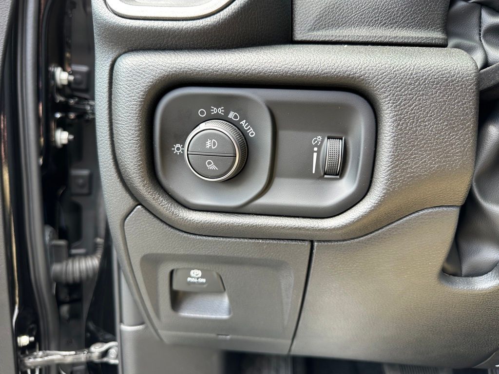new 2025 Ram 1500 car, priced at $40,990