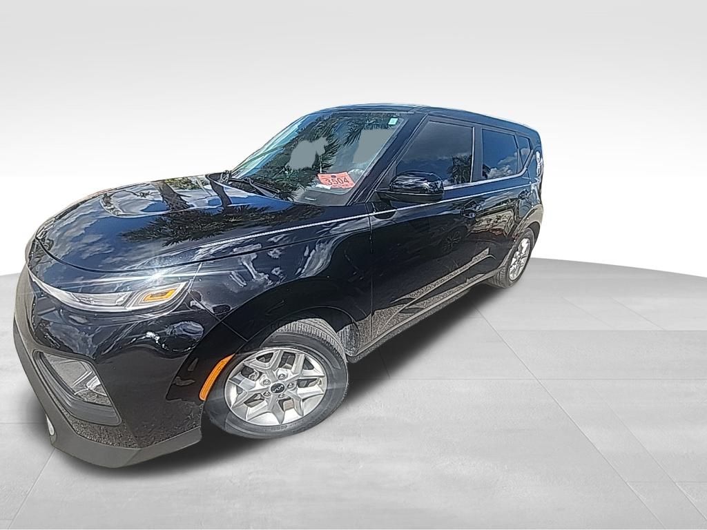 used 2022 Kia Soul car, priced at $15,591