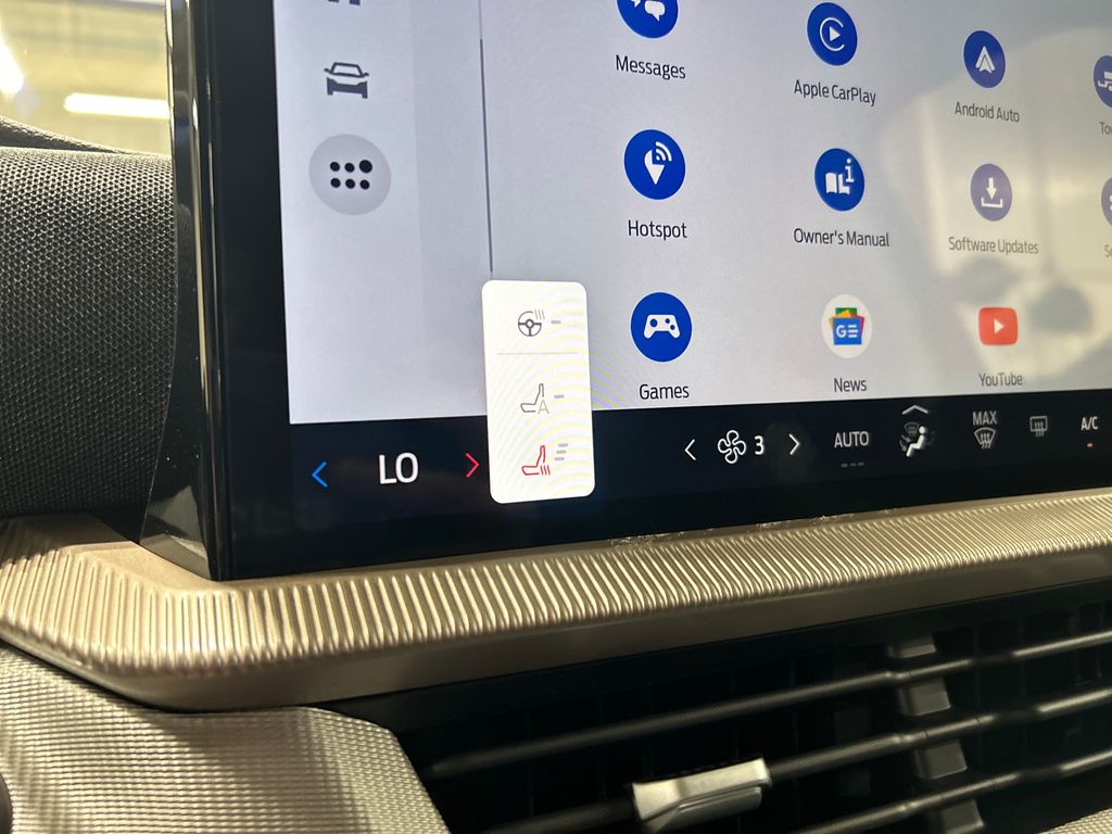 new 2025 Ford Explorer car, priced at $45,399