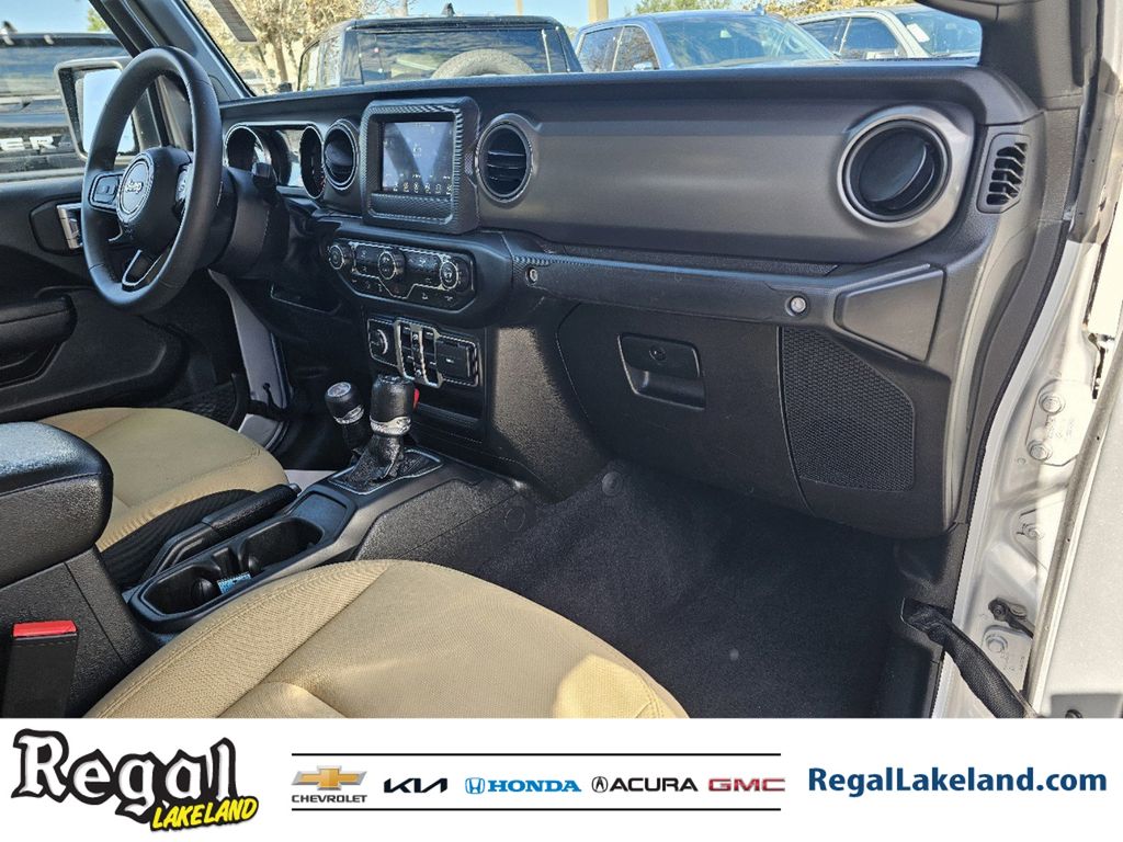 used 2023 Jeep Gladiator car, priced at $27,392