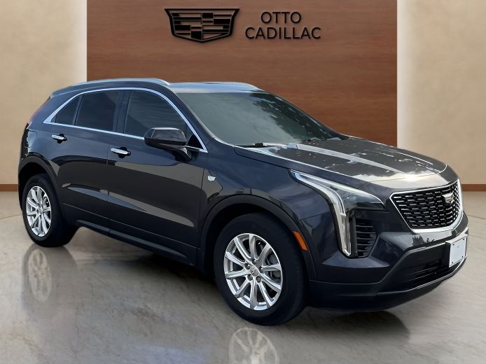 used 2023 Cadillac XT4 car, priced at $28,400