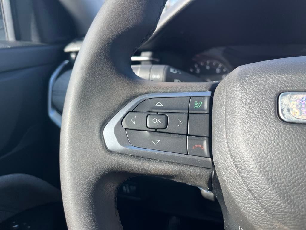 used 2022 Jeep Compass car, priced at $19,996