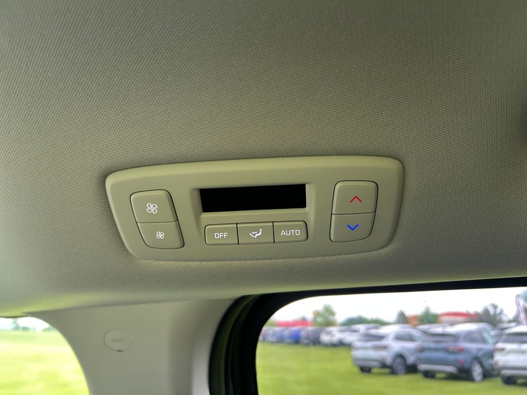 new 2026 Kia Carnival Hybrid car, priced at $40,982