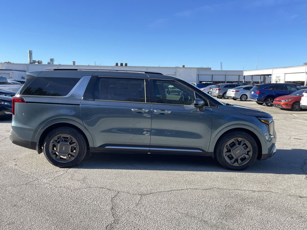 new 2026 Kia Carnival Hybrid car, priced at $48,555