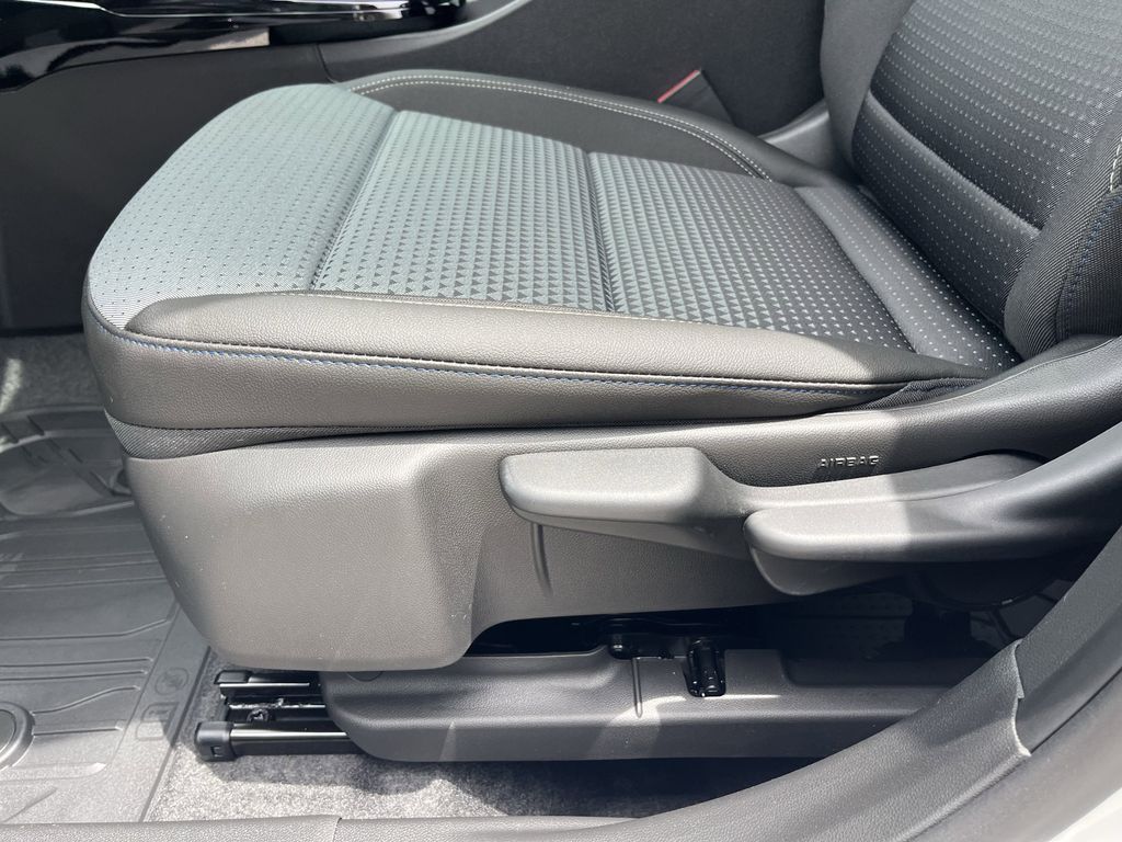 new 2025 Chevrolet Trax car, priced at $22,862