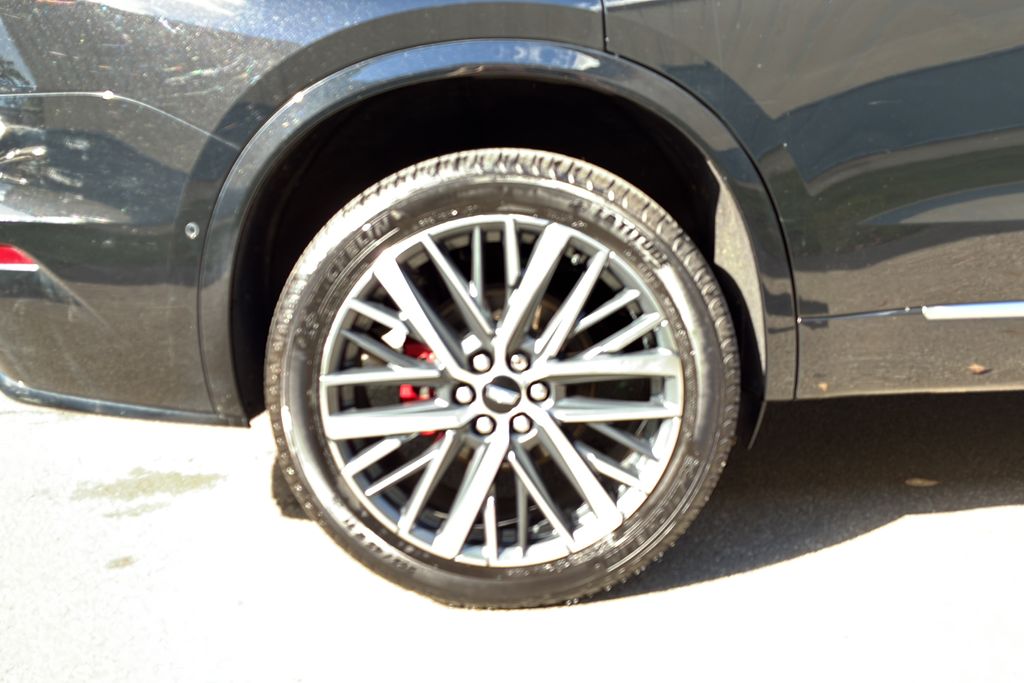 used 2022 Cadillac XT6 car, priced at $37,000