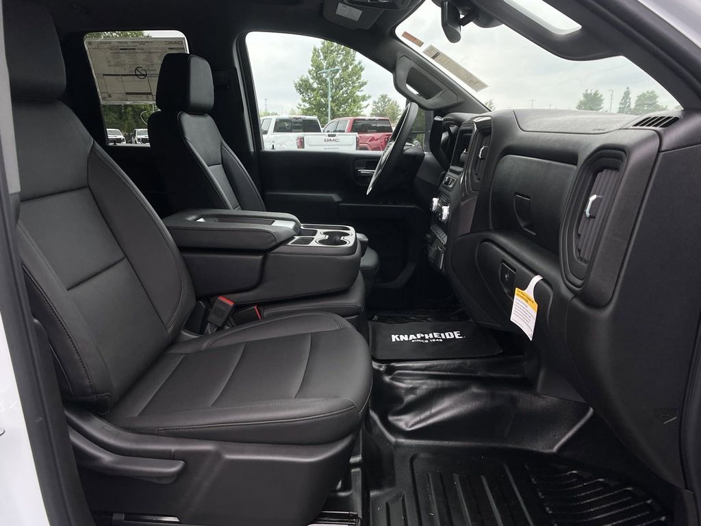 new 2024 GMC Sierra 2500HD car, priced at $44,853