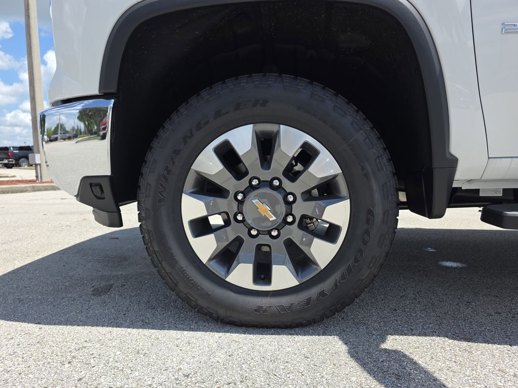new 2025 Chevrolet Silverado 2500HD car, priced at $68,579