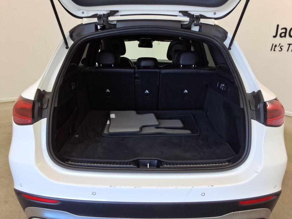 used 2024 Mercedes-Benz GLC car, priced at $39,897