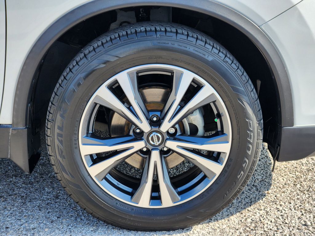 used 2019 Nissan Rogue car, priced at $15,672