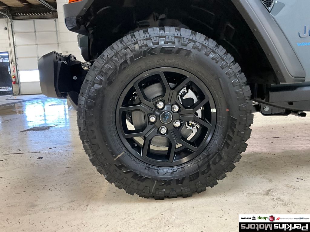 new 2025 Jeep Wrangler car, priced at $55,783