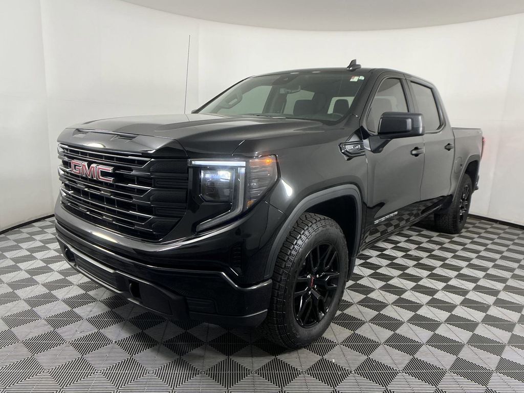 new 2024 GMC Sierra 1500 car, priced at $50,025