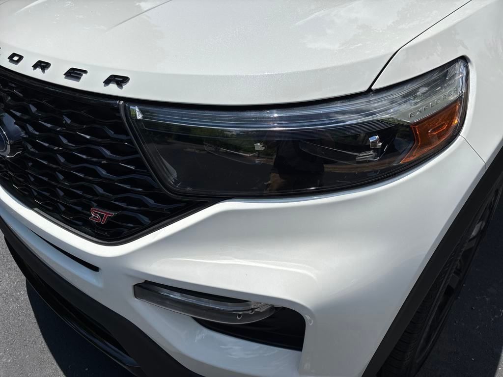 used 2022 Ford Explorer car, priced at $40,000