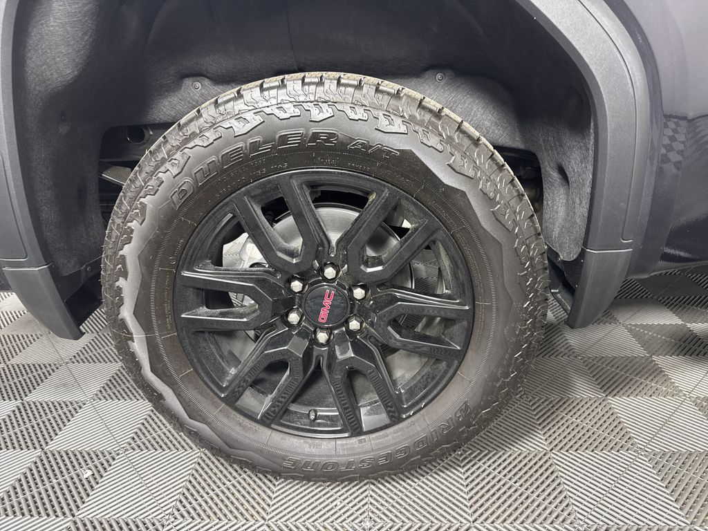 new 2025 GMC Sierra 1500 car, priced at $62,224