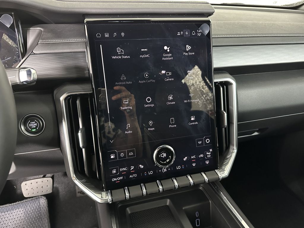 new 2025 GMC Acadia car, priced at $50,624