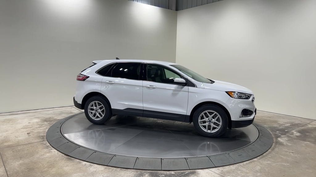 used 2021 Ford Edge car, priced at $24,975