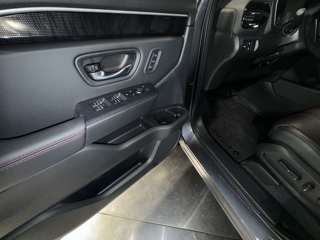 new 2025 Honda Pilot car, priced at $56,075