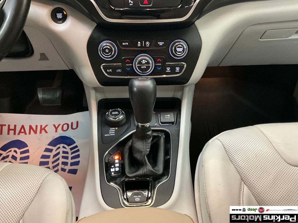 used 2020 Jeep Cherokee car, priced at $17,165