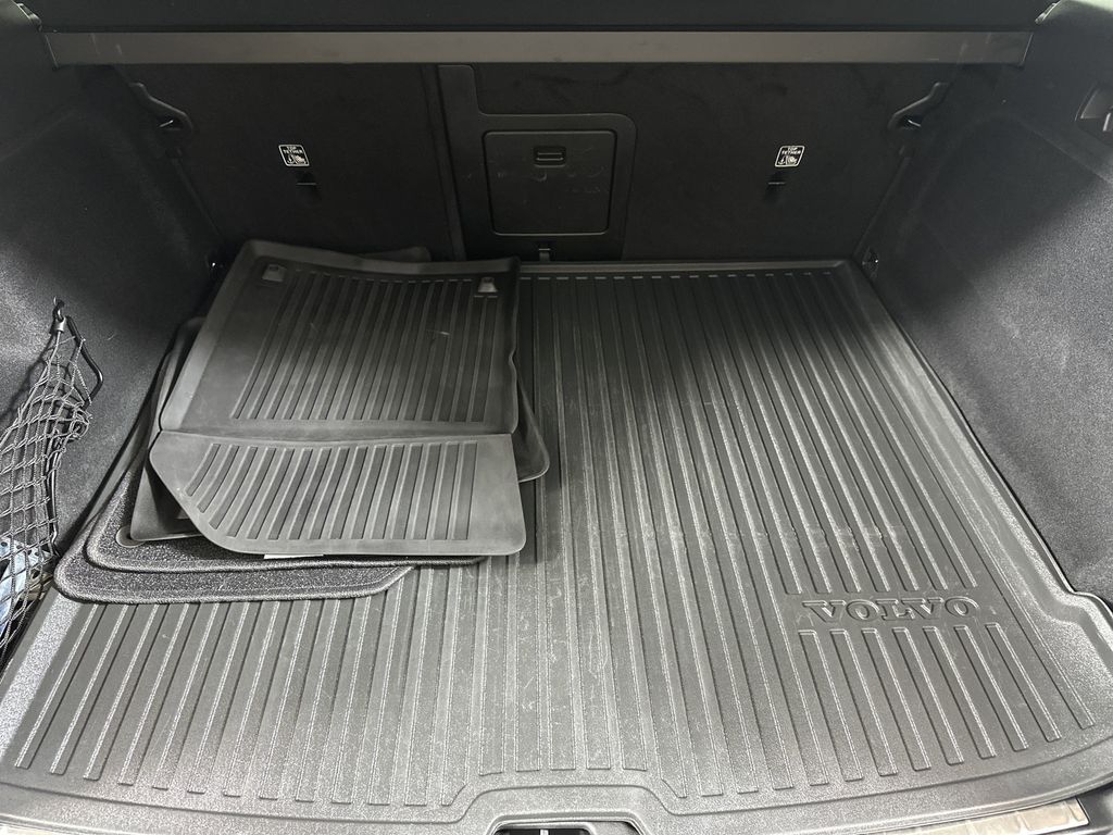 used 2022 Volvo XC60 car, priced at $36,795