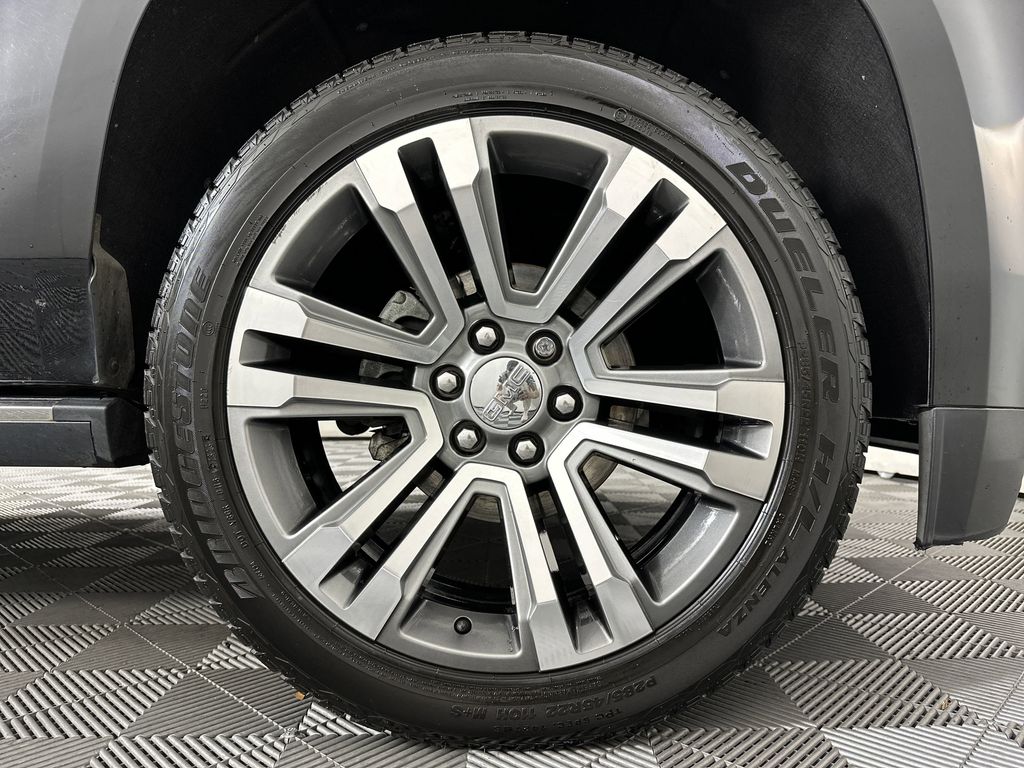 used 2019 GMC Yukon car, priced at $35,999