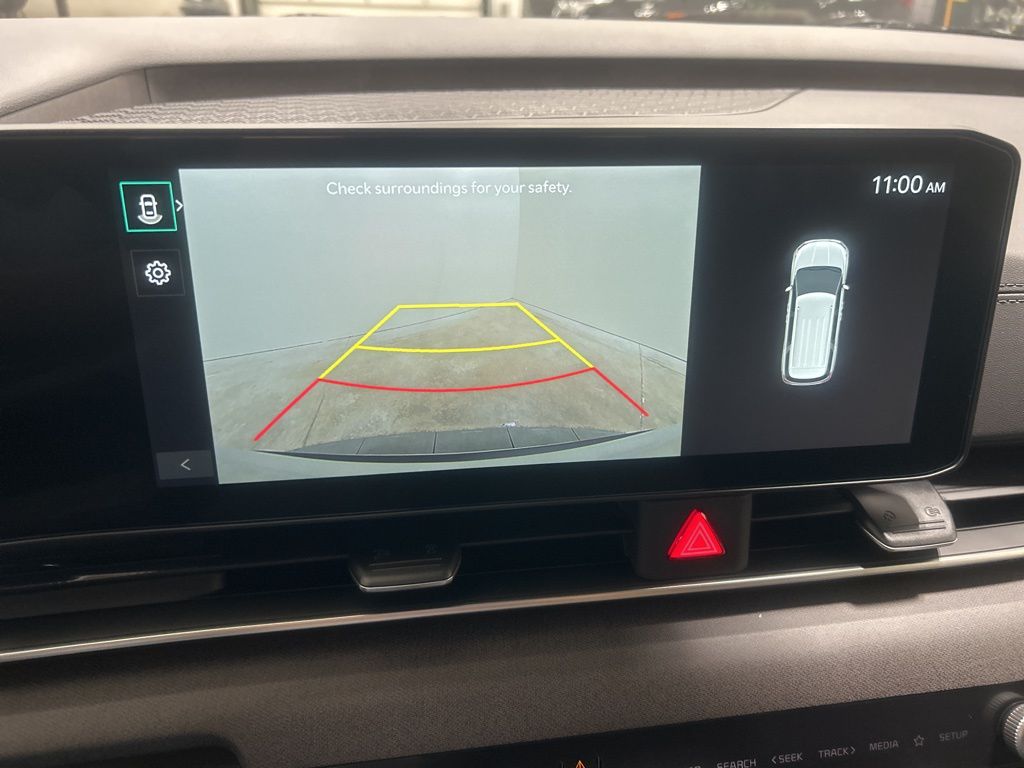 new 2026 Kia Carnival Hybrid car, priced at $43,570