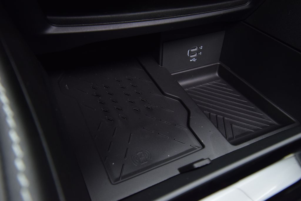 new 2026 Chrysler Pacifica car, priced at $48,645