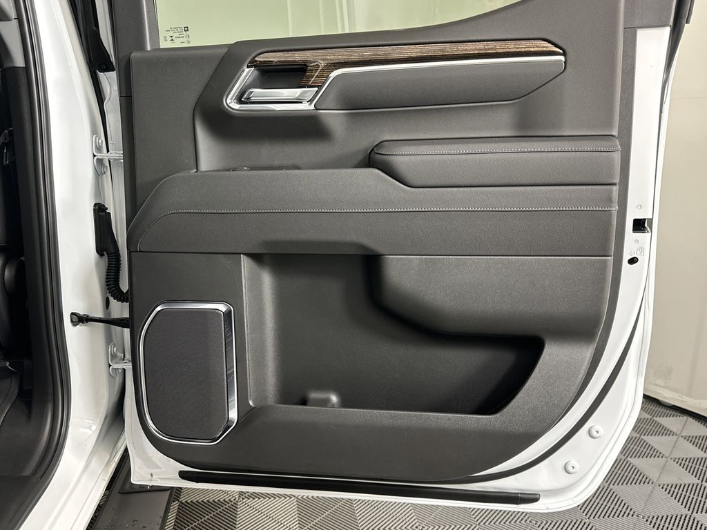 new 2025 GMC Sierra 1500 car, priced at $61,929