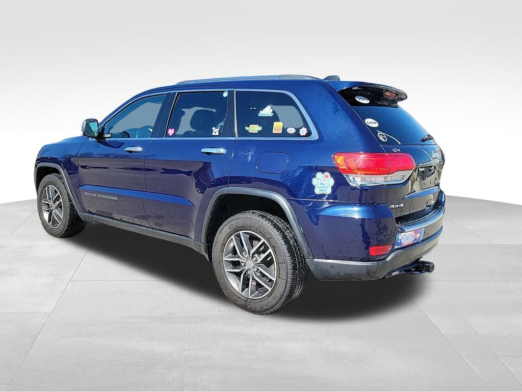 used 2017 Jeep Grand Cherokee car, priced at $18,036