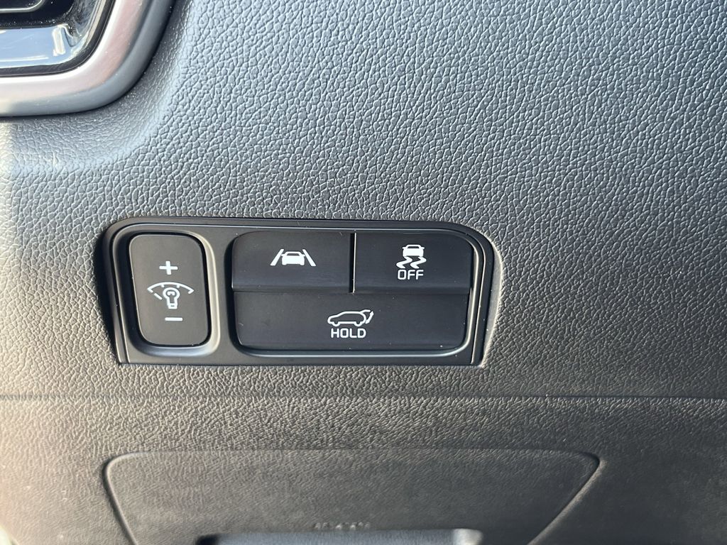 used 2022 Kia Sorento car, priced at $34,291
