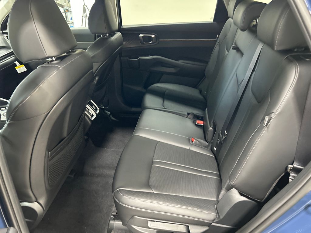 new 2025 Kia Sorento car, priced at $35,854