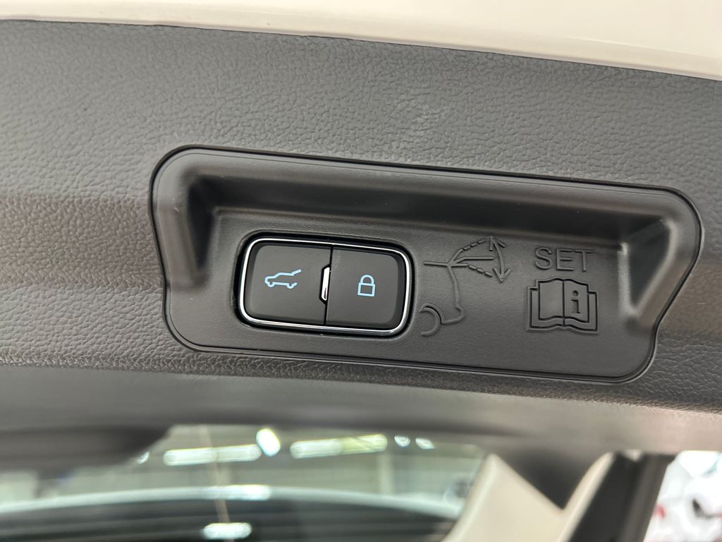 new 2025 Ford Explorer car, priced at $41,769