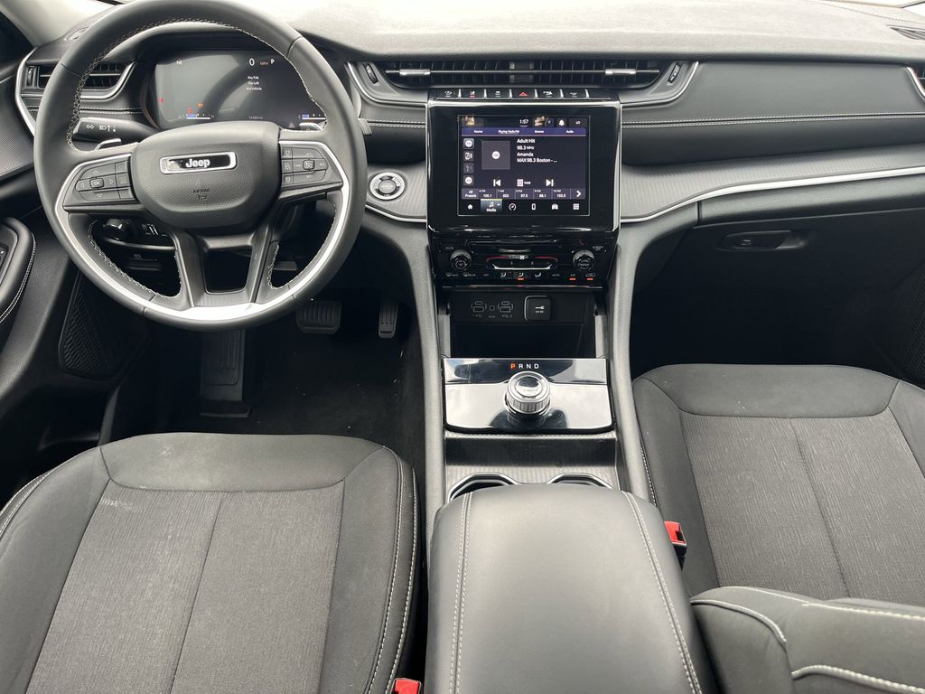 used 2024 Jeep Grand Cherokee car, priced at $29,795
