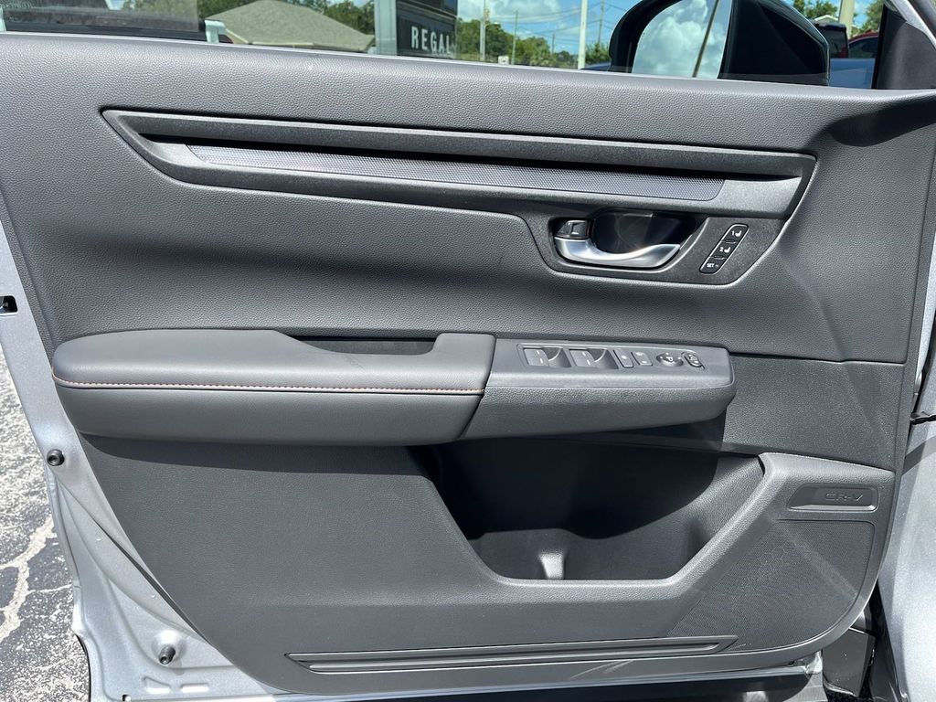 new 2025 Honda CR-V Hybrid car, priced at $37,483