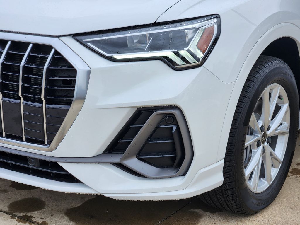 new 2025 Audi Q3 car, priced at $43,715