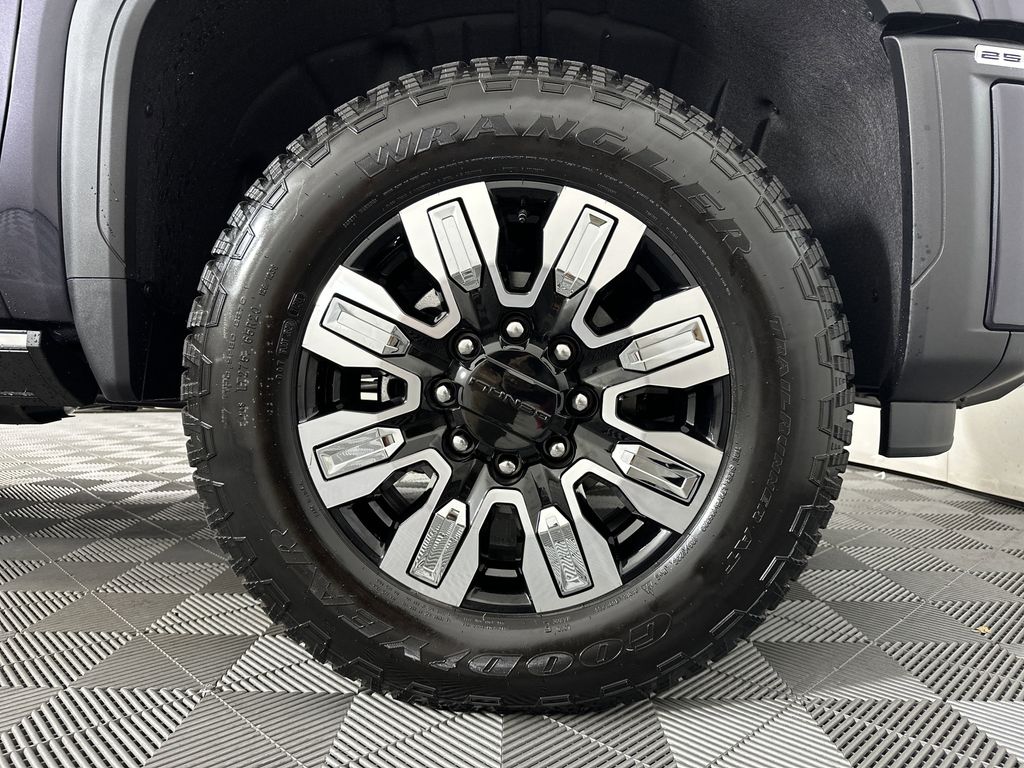 new 2025 GMC Sierra 2500HD car, priced at $86,034