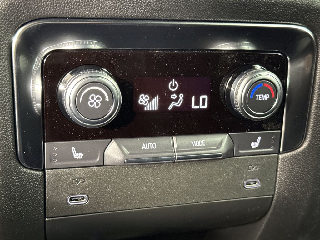new 2025 GMC Yukon XL car, priced at $88,454