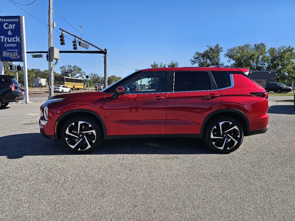 used 2022 Mitsubishi Outlander car, priced at $23,998