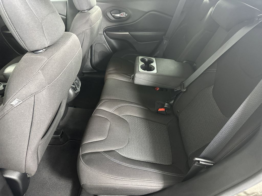 used 2019 Jeep Cherokee car, priced at $15,579