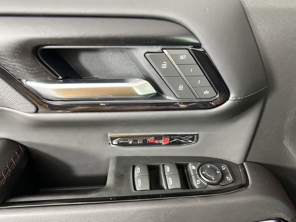 new 2025 GMC Sierra 1500 car, priced at $78,984